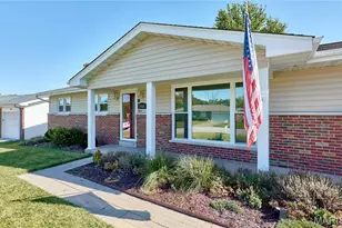 2944 Elmcrest Dr, Saint Charles, MO 63301 - Photo 4