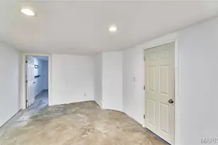 2944 Elmcrest Dr, Saint Charles, MO 63301 - Photo 22