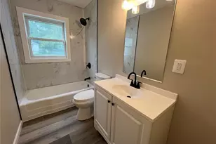 1428 San Salvador Dr, Saint Louis, MO 63138 - Photo 12