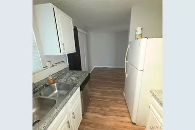 6681 Chesapeake Drive #B, Florissant, MO 63033 - Photo 4