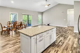821 Destiny Dr, Villa Ridge, MO 63089 - Photo 6
