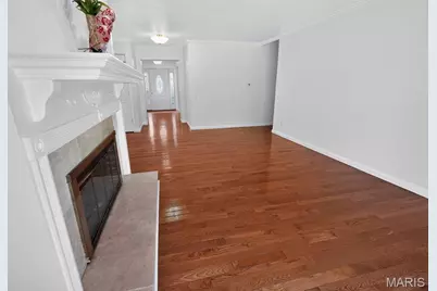 1939 Pickfair Drive, Saint Louis, MO 63146 - Photo 6