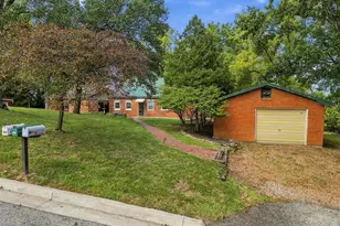 205 E 8th St, Hermann, MO 65041 - Photo 18