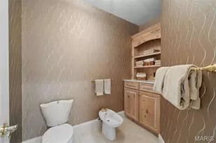 17712 Sugarberry Ct, Chesterfield, MO 63005 - Photo 38