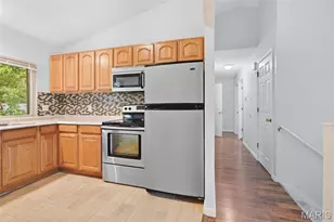 12258 Trailoaks Ct, Black Jack, MO 63033 - Photo 8