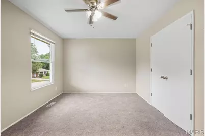 4347 Varano Drive, Saint Louis, MO 63033 - Photo 14