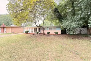 2320 St Catherine St, Florissant, MO 63033 - Photo 2