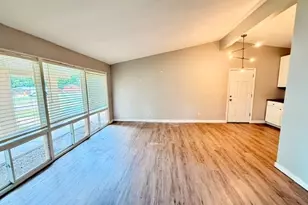 2320 St Catherine St, Florissant, MO 63033 - Photo 8