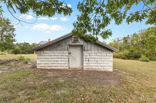 1504 Center St, Bismarck, MO 63624 - Photo 8