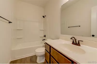 327 Dalriada Boulevard, O'Fallon, MO 63368 - Photo 14