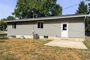 800 Flora Ave, Warrenton, MO 63383 - Photo 12