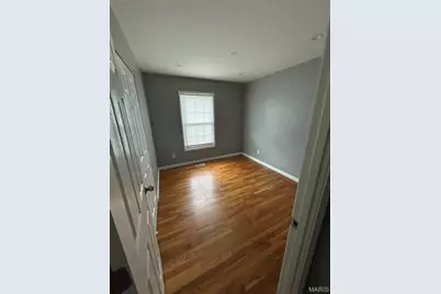 1445 El Centro Drive, Florissant, MO 63031 - Photo 8
