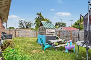202 Cherry St, Wright City, MO 63390 - Photo 18