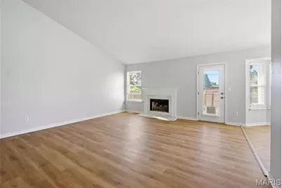 857 Cades Cove, Florissant, MO 63031 - Photo 4