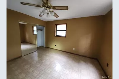 1618 Navajo Trail, Robertsville, MO 63072 - Photo 8