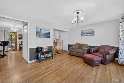 11974 Brookmont Drive, Maryland Heights, MO 63043 - Photo 10