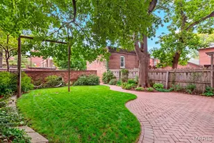 1619 Missouri Ave, Saint Louis, MO 63104 - Photo 36