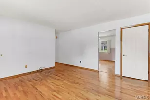 11912 McKelvey Gardens Dr, Maryland Heights, MO 63043 - Photo 10