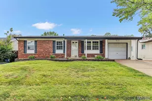 11912 McKelvey Gardens Dr, Maryland Heights, MO 63043 - Photo 1