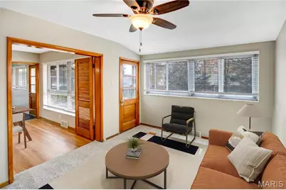 1011 Chartres Avenue, Saint Louis, MO 63132 - Photo 8