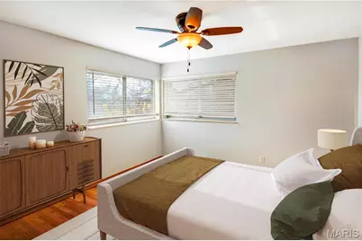1011 Chartres Avenue, Saint Louis, MO 63132 - Photo 14