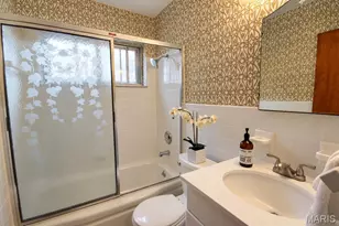 1011 Chartres Ave, Saint Louis, MO 63132 - Photo 18