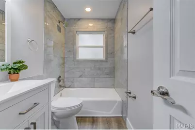 10237 Royal Drive, Saint Louis, MO 63136 - Photo 12
