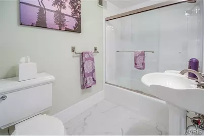 8 Granada Way, Ladue, MO 63124 - Photo 26