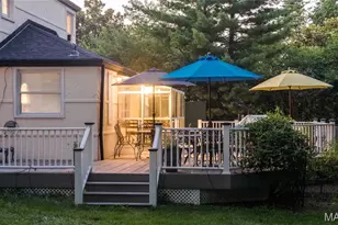 8 Granada Way, Ladue, MO 63124 - Photo 50