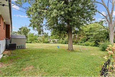 10621 Rebecca Drive, Saint Louis, MO 63128 - Photo 40