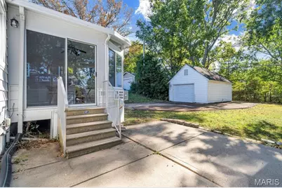 600 Granda Drive, Saint Louis, MO 63125 - Photo 20