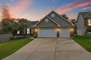 2398 Fountain Dr, Barnhart, MO 63012 - Photo 2