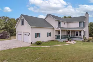 26037 Rynelle Dr, Wright City, MO 63390 - Photo 2