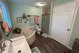 4 Tinsmith Ct, Saint Charles, MO 63366 - Photo 30