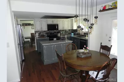 4 Tinsmith Court, Saint Charles, MO 63366 - Photo 4