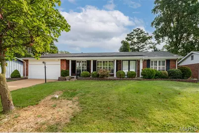4126 Concord Oaks Drive, Saint Louis, MO 63128 - Photo 2