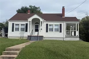 260 N Locust St, Hannibal, MO 63401 - Photo 1