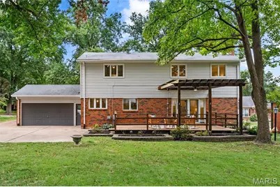 1294 Pinrun Drive, Ballwin, MO 63011 - Photo 38