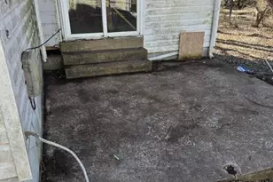 10357 Prince Dr, Saint Louis, MO 63136 - Photo 2