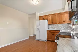 4322 Heinle Dr, Saint Louis, MO 63129 - Photo 10
