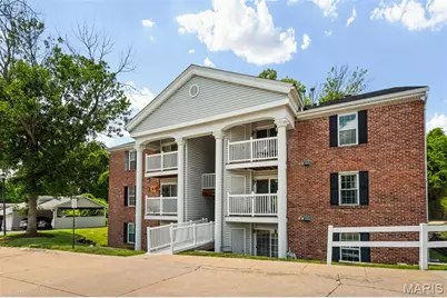 1961 Marine Terrace Drive #L, Saint Louis, MO 63146 - Photo 2
