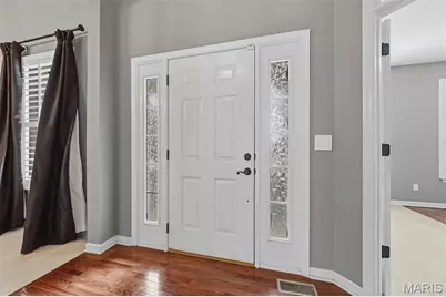 1817 Majestic Oaks Drive, Wentzville, MO 63385 - Photo 4