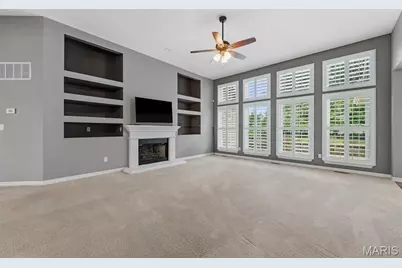 1817 Majestic Oaks Drive, Wentzville, MO 63385 - Photo 6
