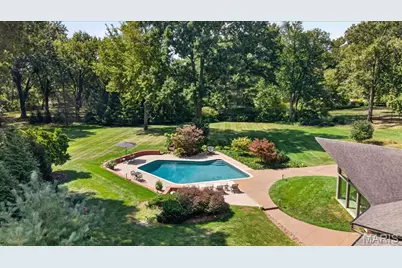 1300 Log Cabin Lane, Ladue, MO 63124 - Photo 88