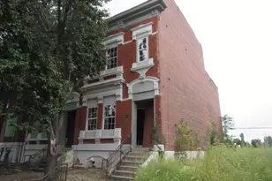 2926 James Cool Papa Bell Ave, Saint Louis, MO 63106 - Photo 2
