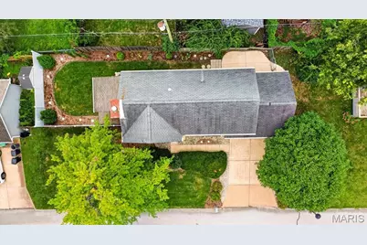8720 Garden Court, Saint Louis, MO 63144 - Photo 32