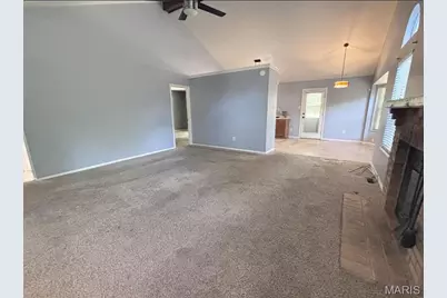 1422 Eagles Way Court, Hazelwood, MO 63042 - Photo 4