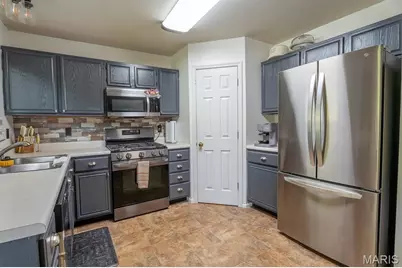 1523 Glenn Brooke Woods Circle, Ballwin, MO 63021 - Photo 6