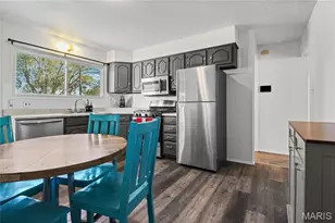 515 Versailles Dr, Florissant, MO 63031 - Photo 20