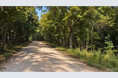 [Address not provided], Bellerive, MO 63623 - Photo 2